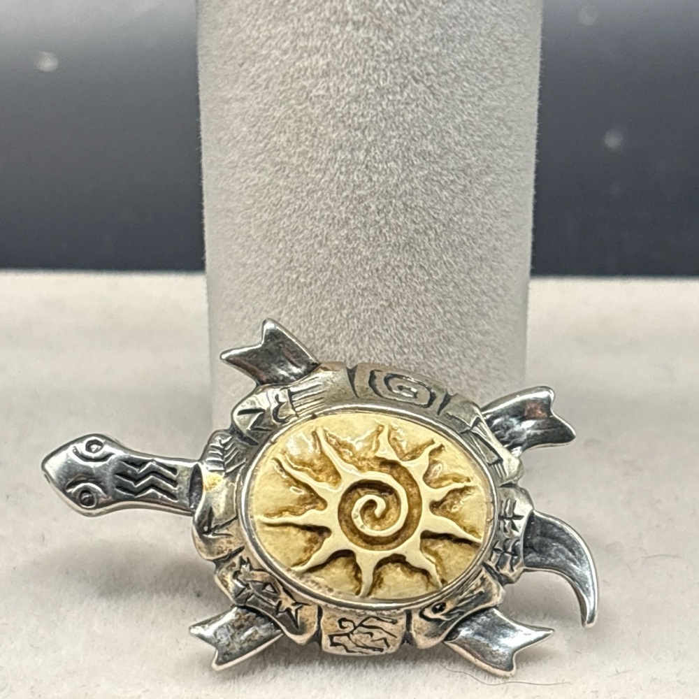Signed Shube’s Sterling Silver Turtle Pendant Brooch Pin w/Pictographs.